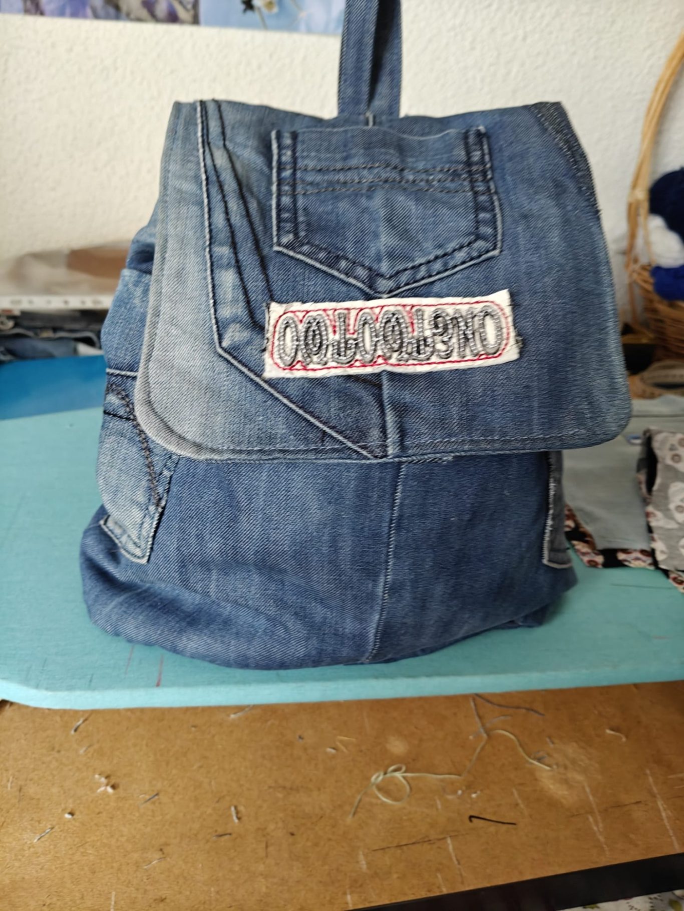 Mochila Vaquera Funcional y Sostenible Mochila Vaquera Funcional y Sostenible