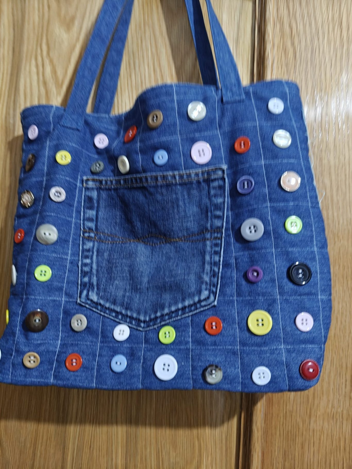 Mochila Artesanal Jeans y Botones Mochila Artesanal Jeans y Botones